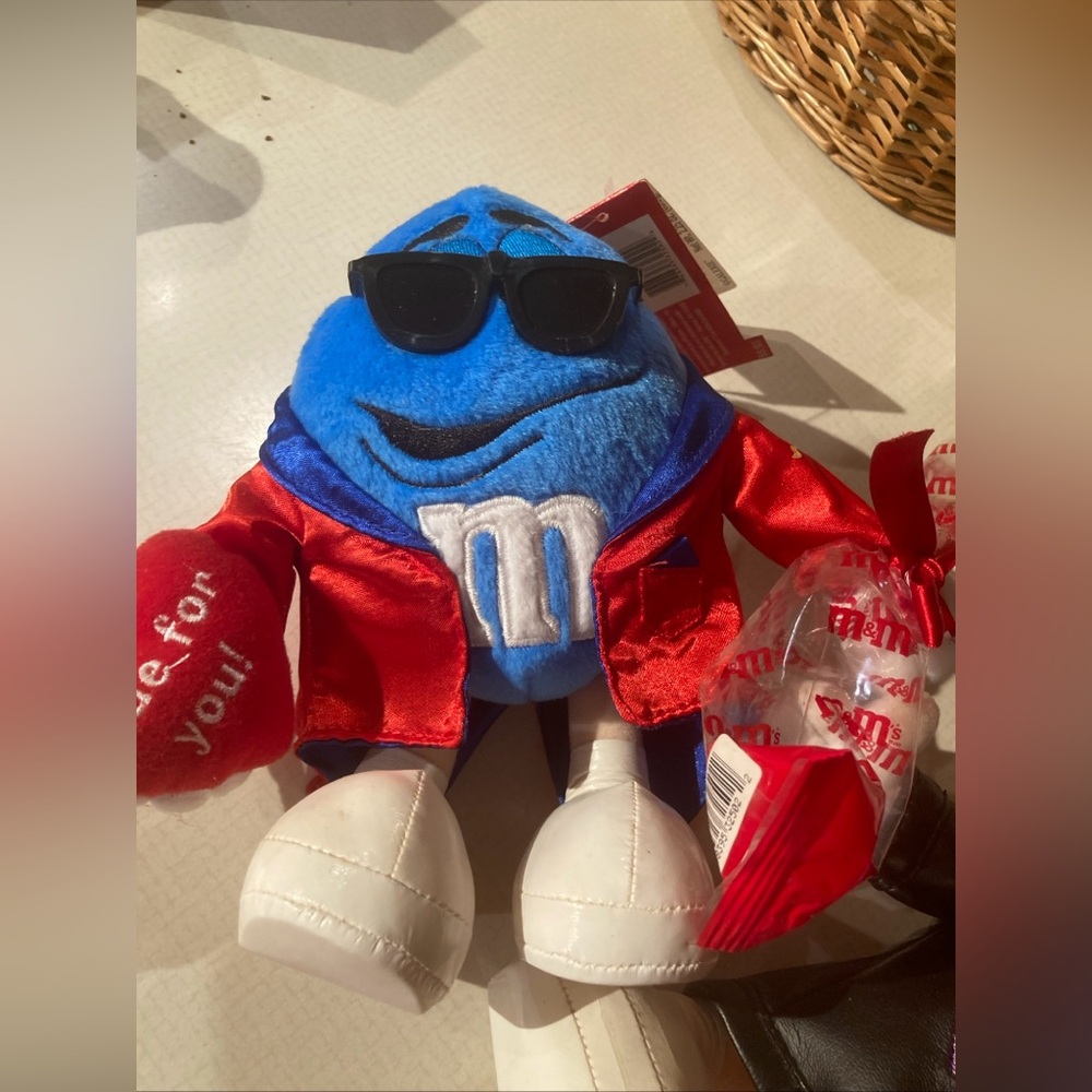 M & Ms Valentine Stuffies Vintage new with tags